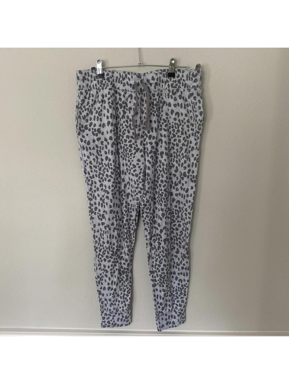 Jaclyn Intimates Pajamas (Bottoms) Size Large